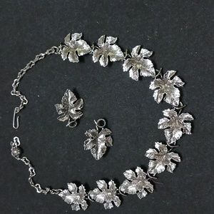 Womans Vintage  Necklace Maple Leaves 3pc. Set